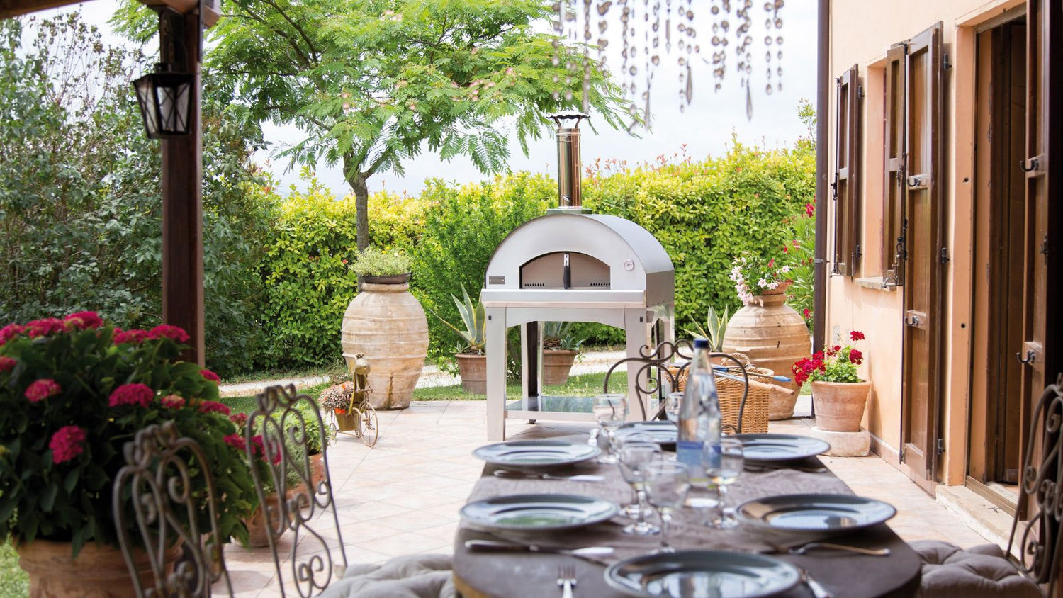Fontana Alfresco Chic