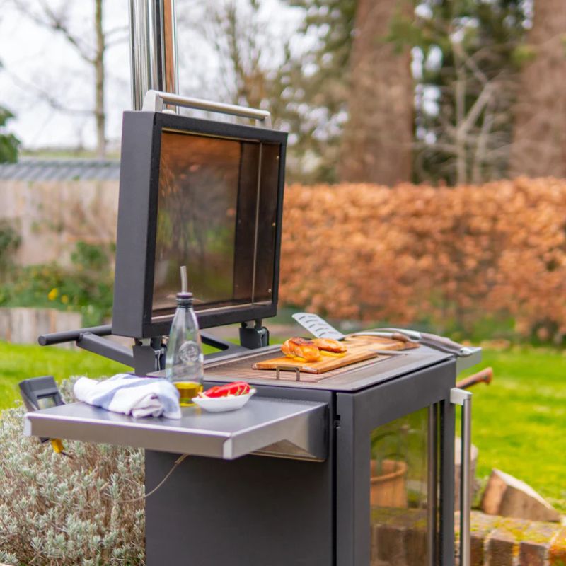 BBQube Grill & Heater with 2 Wheel Base