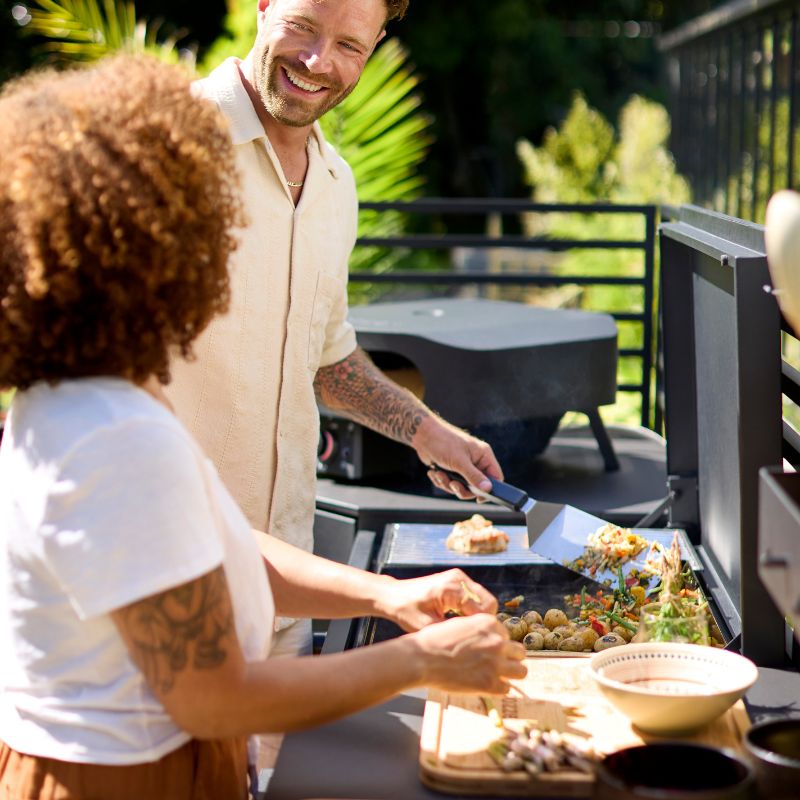 Cozze Combo 900 Gas Grill