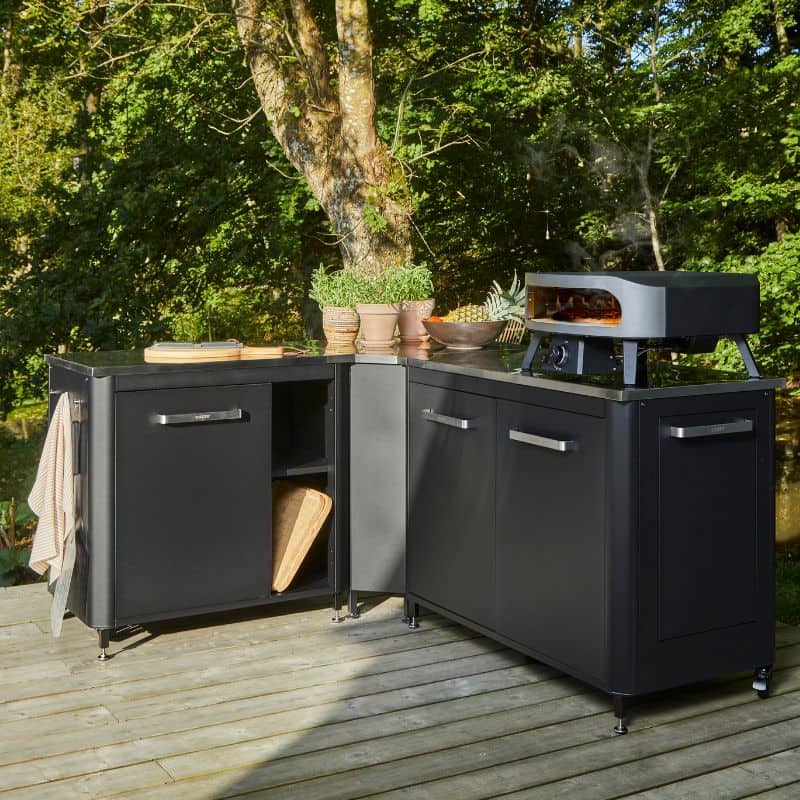 Cozze Corner Table for Outdoor Kitchen