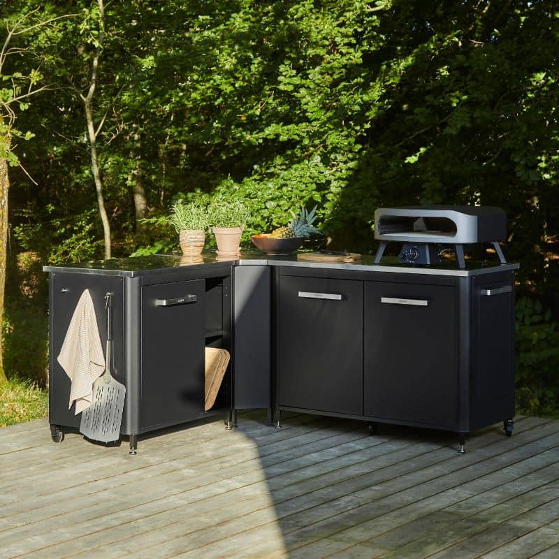 Cozze Corner Table for Outdoor Kitchen