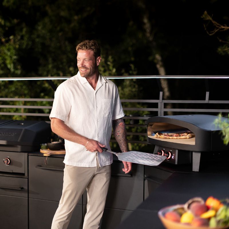 Cozze Gas Pizza Oven 24" - Black Edition