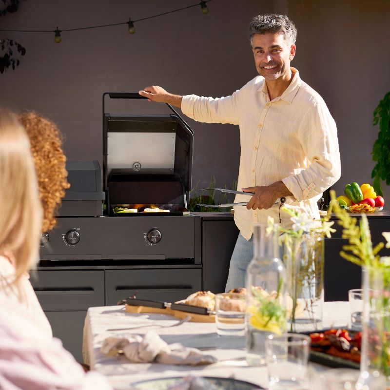 Cozze Quattro 900 Gas Grill