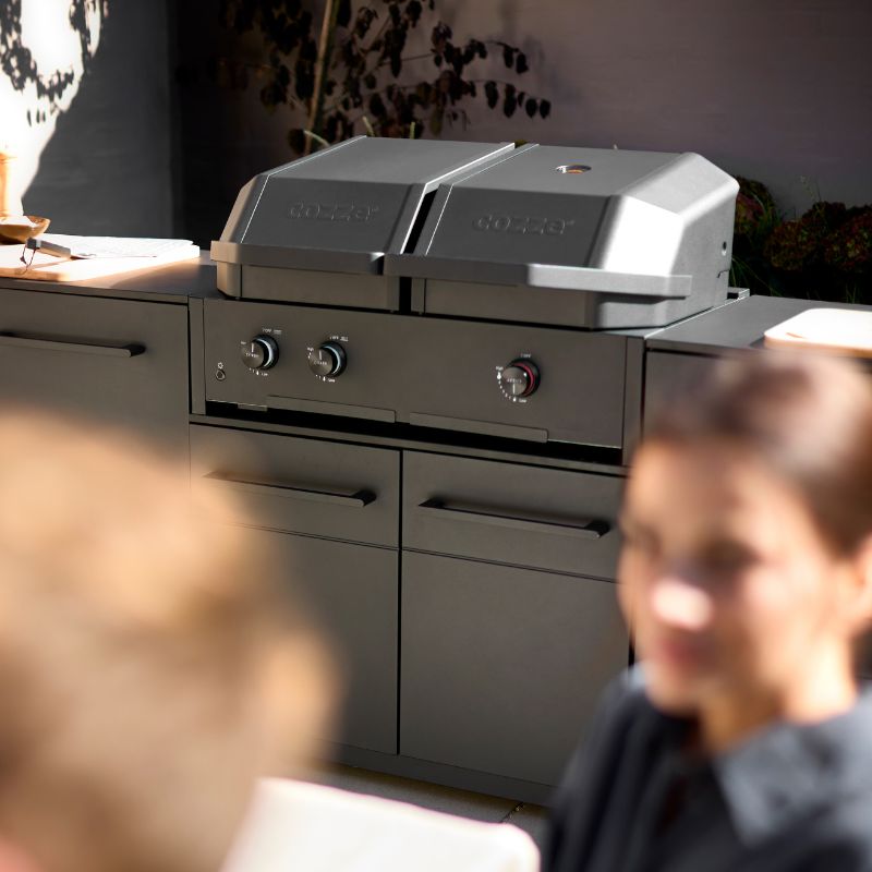 Cozze Quattro 900 Gas Grill