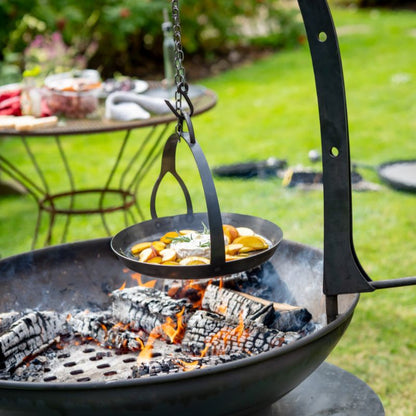Firepits UK Flat Bottomed Hanging Skillet Pan