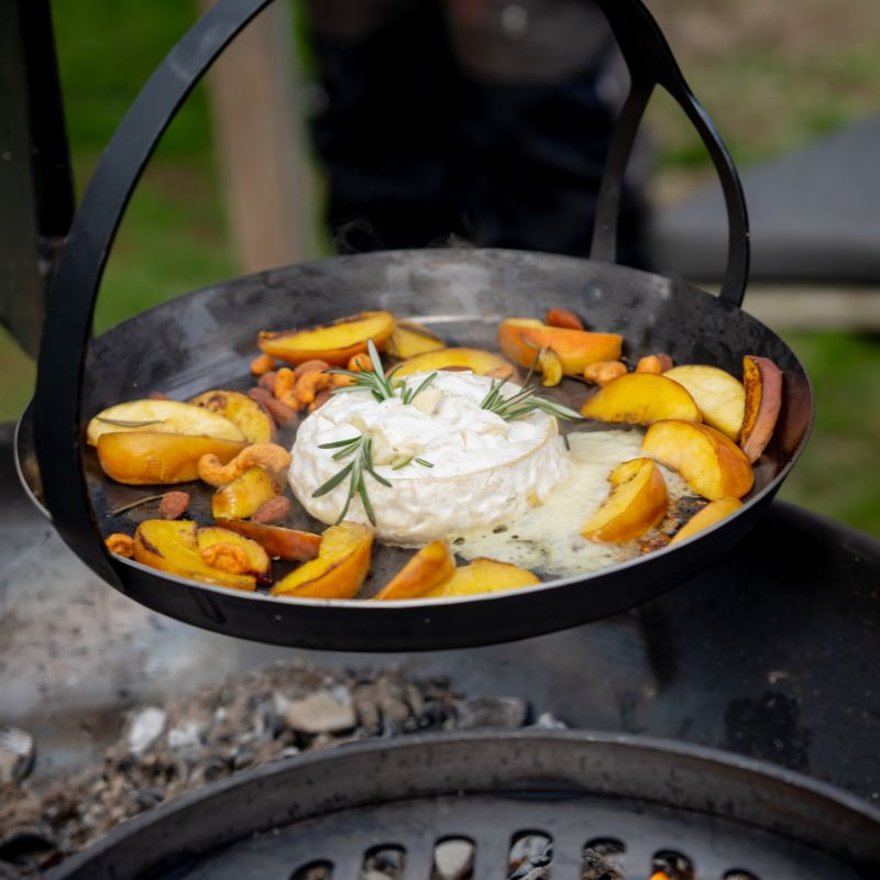 Firepits UK Flat Bottomed Hanging Skillet Pan