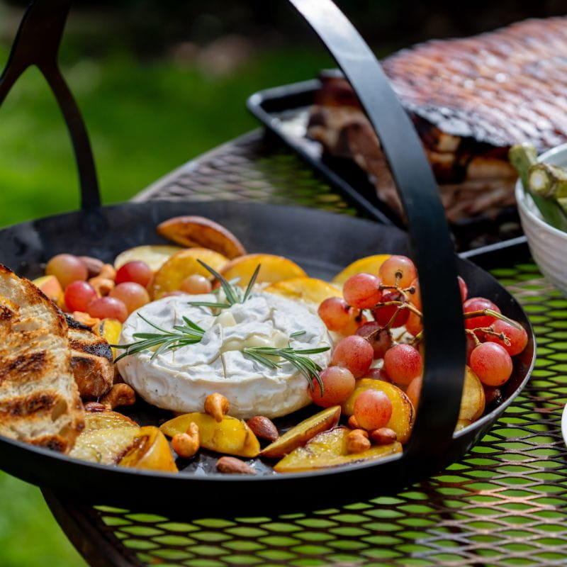 Firepits UK Flat Bottomed Hanging Skillet Pan