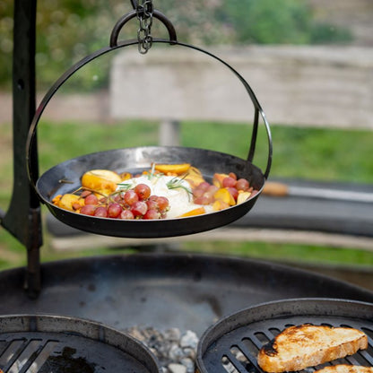 Firepits UK Flat Bottomed Hanging Skillet Pan