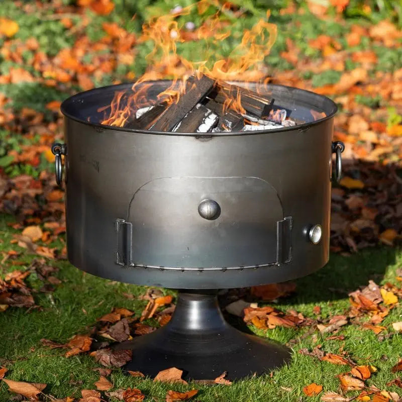 Firepits UK Pete’s Oven 70 Fire Pit With Swing Arm BBQ Rack & Lid   