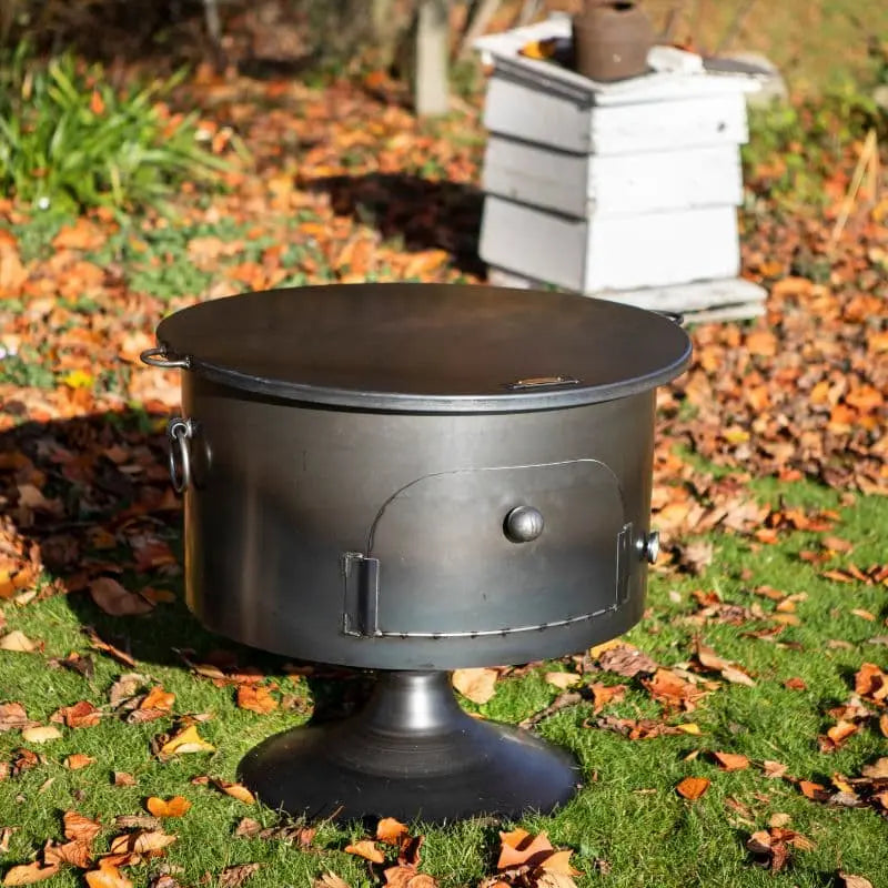 Firepits UK Pete’s Oven 70 Fire Pit With Swing Arm BBQ Rack & Lid   