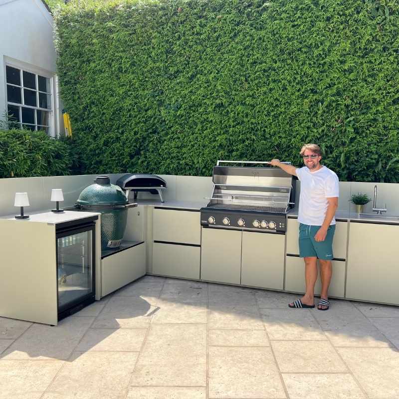 Fontana Ignes Outdoor Kitchen - 5 Burner Grill, Storage and Fridge