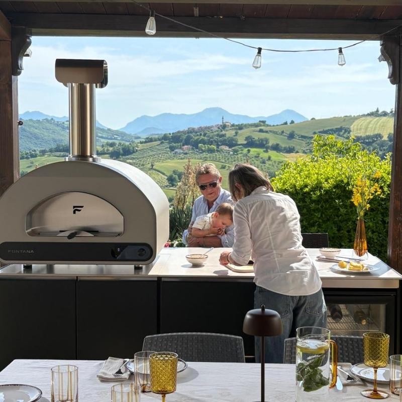 Fontana Ignes Outdoor Kitchen - 5 Burner Grill, Volta 70 Pizza Oven, Hob, Storage and Fridge