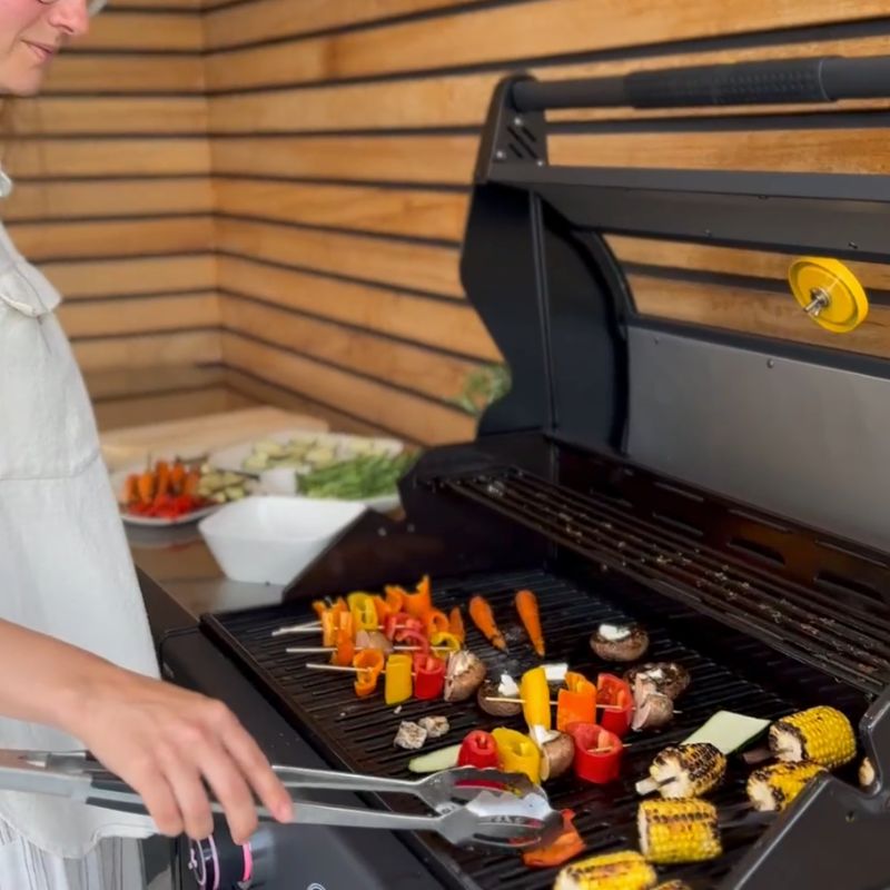 GRLLR Outdoor Kitchen - G4S 4 Burner BBQ, Fridge and Storage Unit