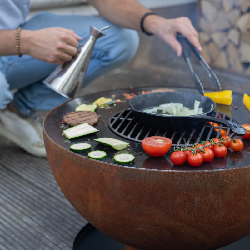 HEAT Gystad Fire Pit with Plancha